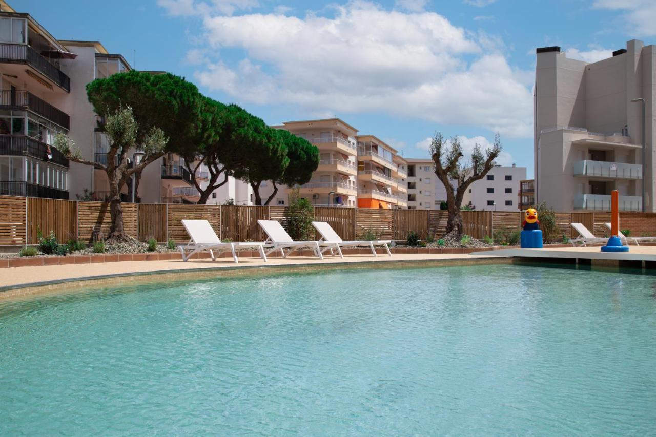 Prestige Sant Marc Hotel Roses Bagian luar foto