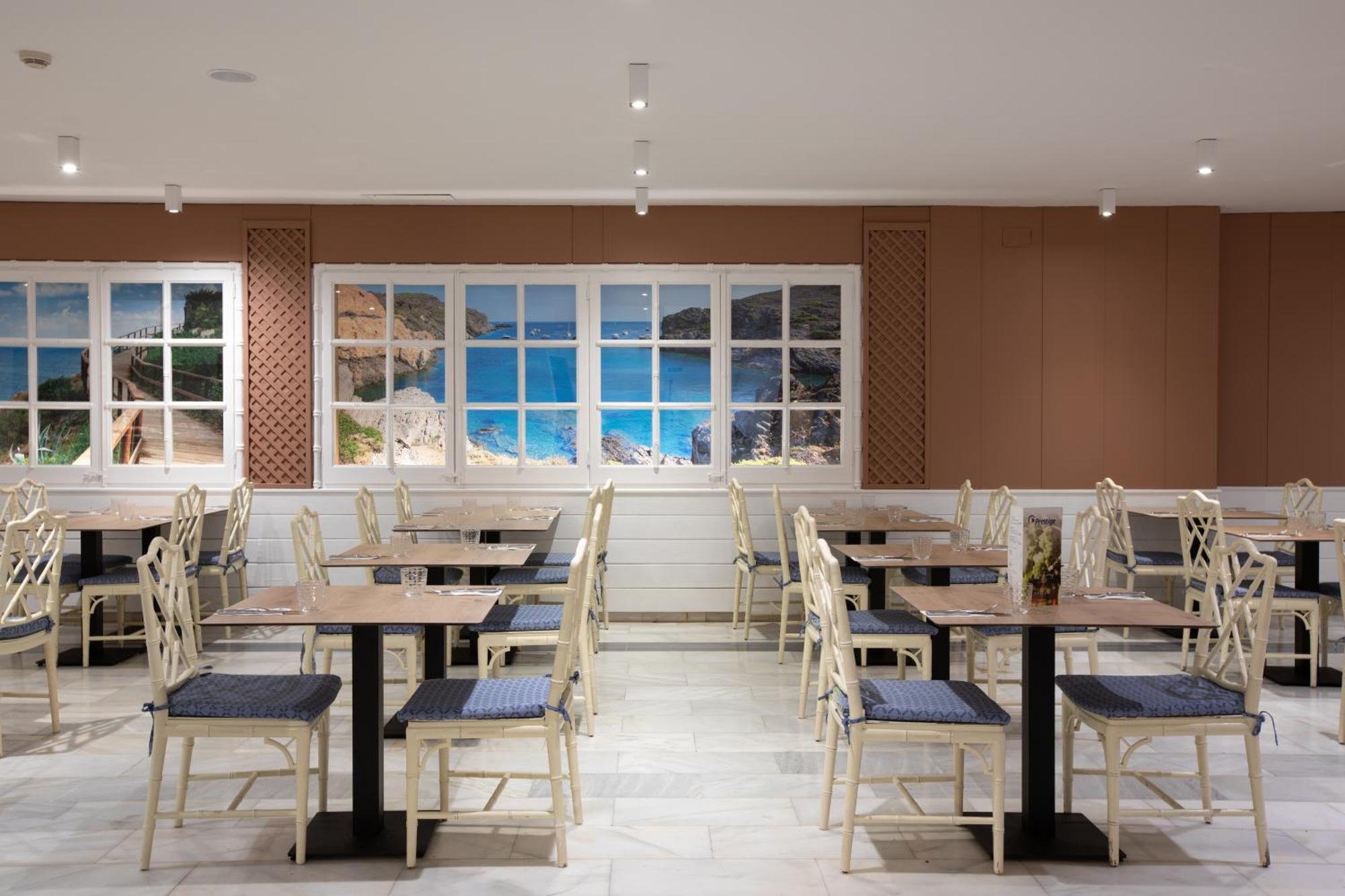 Prestige Sant Marc Hotel Roses Bagian luar foto