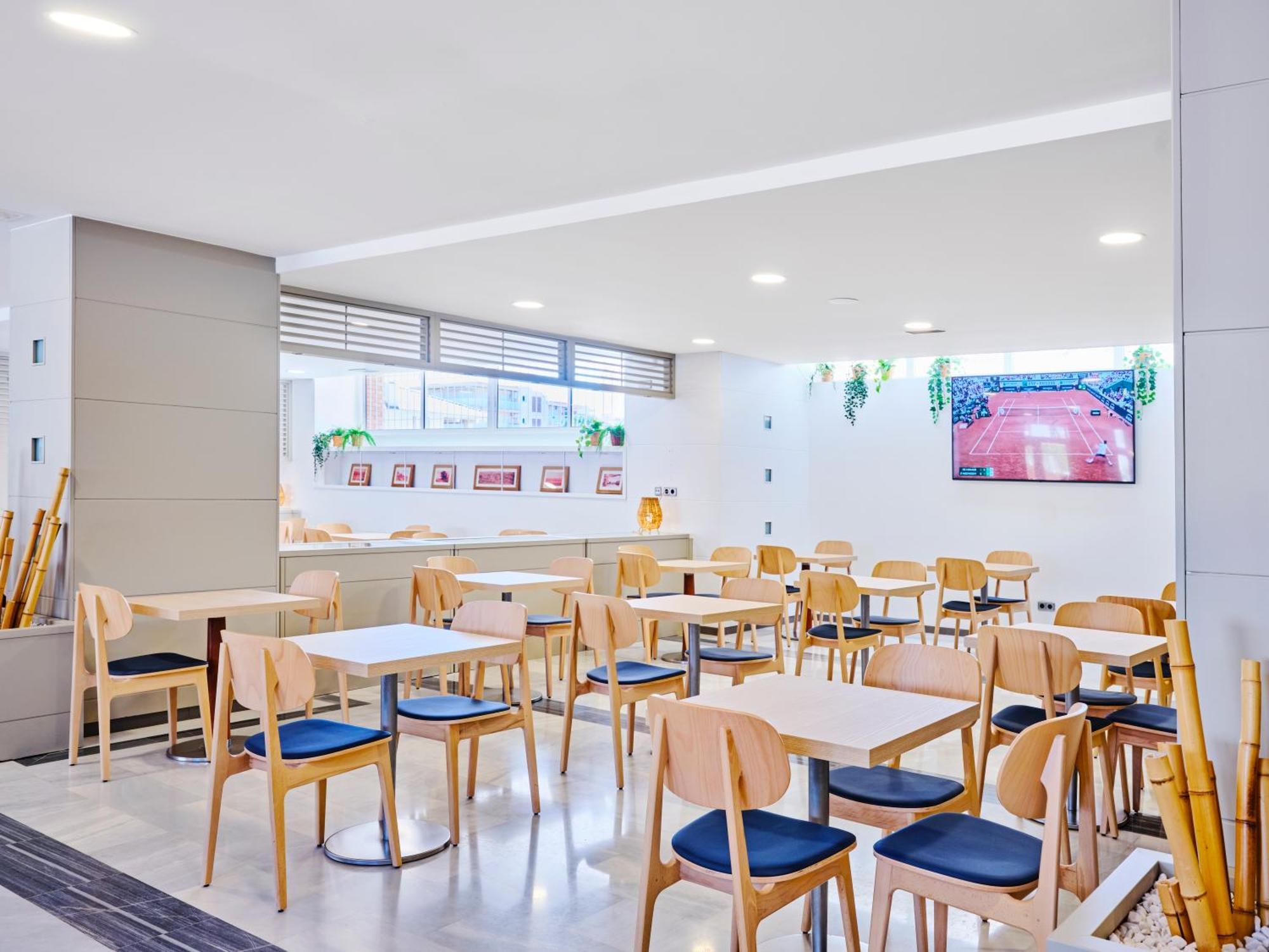 Prestige Sant Marc Hotel Roses Bagian luar foto